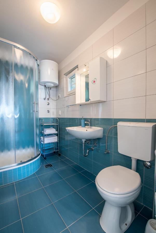 Apartments Amneris تروغير المظهر الخارجي الصورة