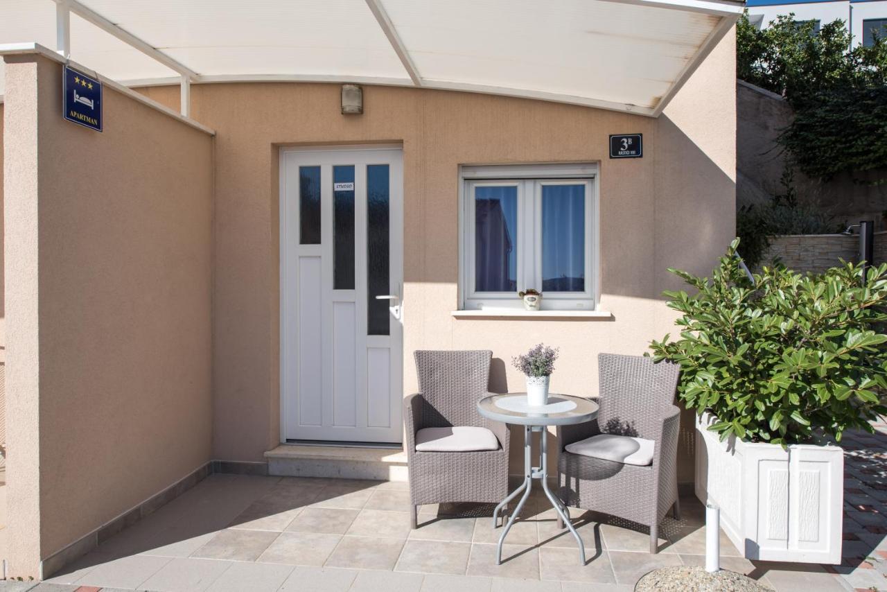 Apartments Amneris تروغير المظهر الخارجي الصورة