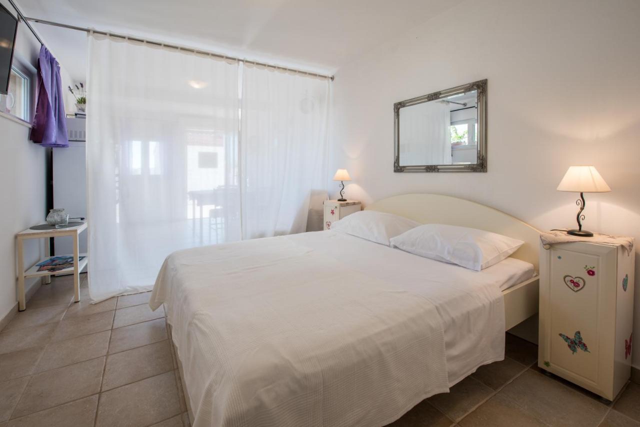 Apartments Amneris تروغير المظهر الخارجي الصورة